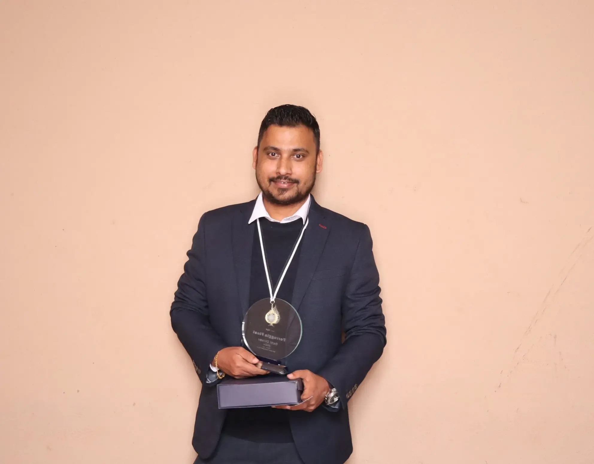 An employee of Ferruggia Fleet